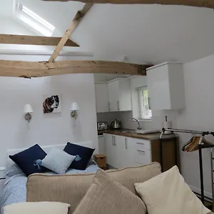 The Old Stables, Whitehall Farmhouse, Oakington Cambridge